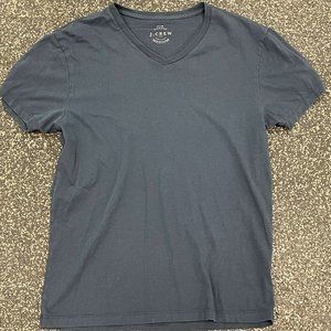 Broken-in short-sleeve V-neck T-shirt